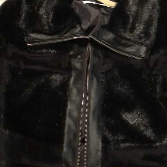 New York& Company: Faux Fur Leather Jacket Size XS - Picture 3 of 3